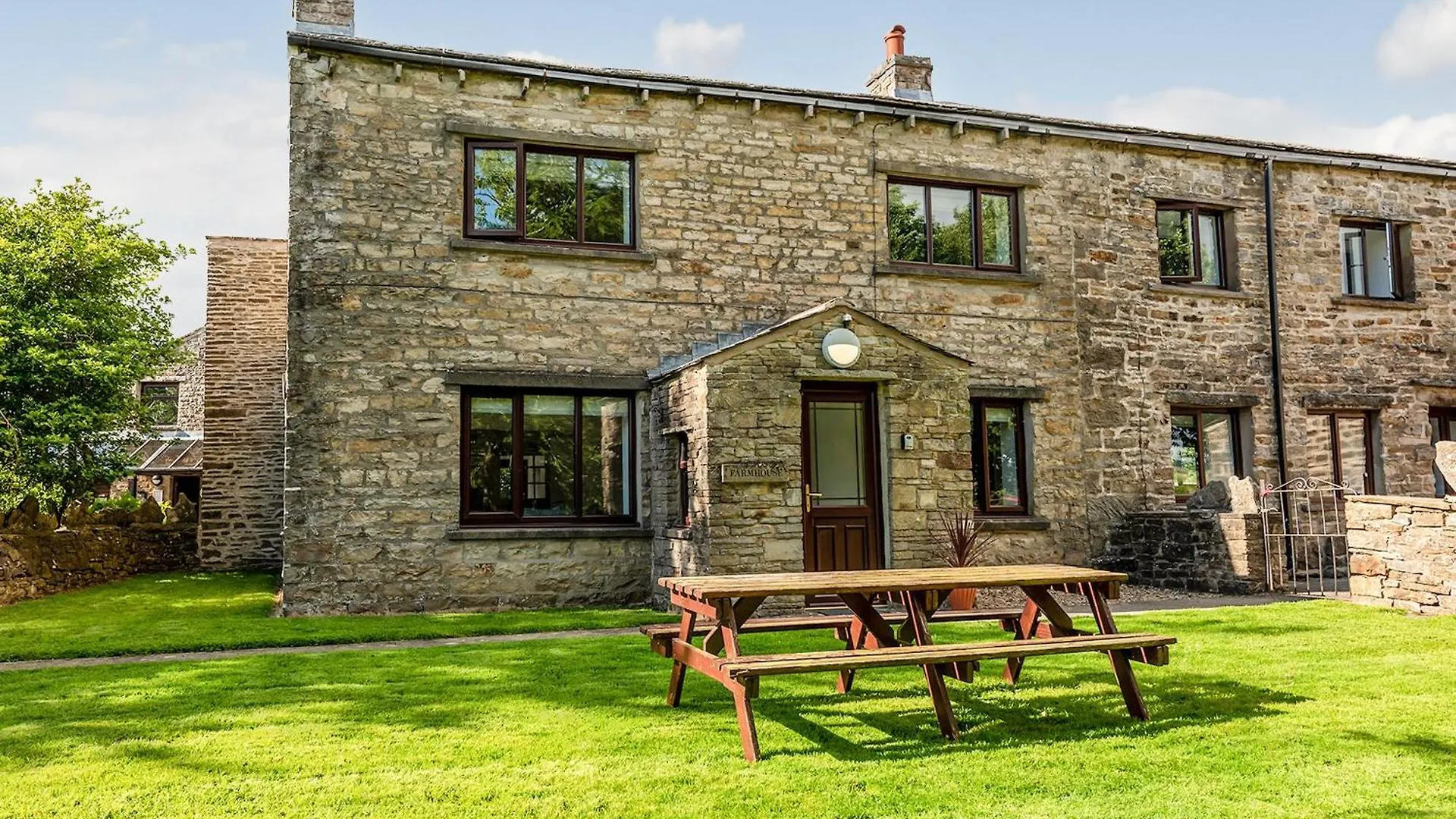 The Farmhouse Hawes